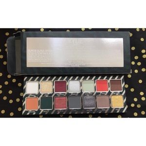 Kylie Cosmetics Naughty Palette